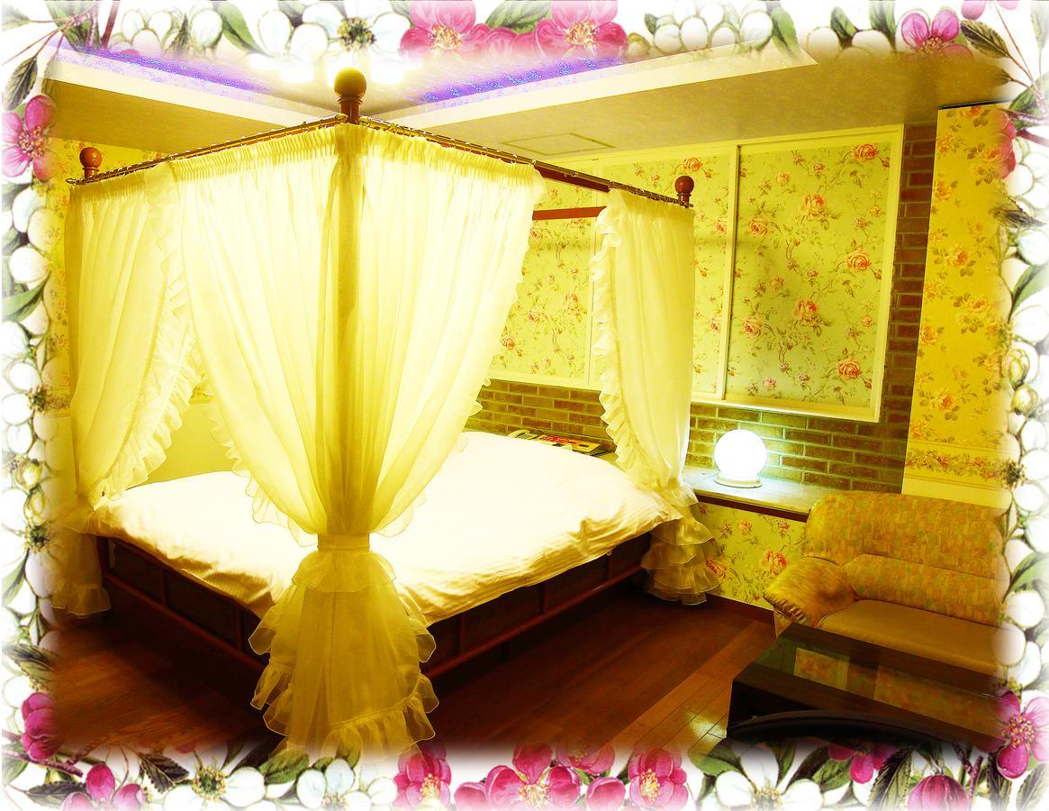Kyoto Hotel Crown (Adults Only) Exterior foto